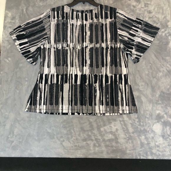 Worthington Short Sleeve Blouse with Cowl Neck Black/White/Grey 1X - Picture 6 of 8